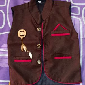 kids waist coat size 20