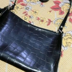 Beautiful Women Slingbag Absolutely New❤