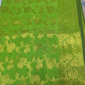 Banarsi Silk Parrot Green Dupatta💚💚💚