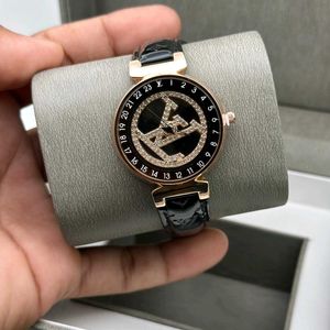 Louis Vuitton Women Master Copy Watch