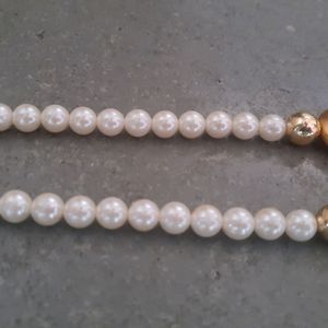 Royal pearl necklace