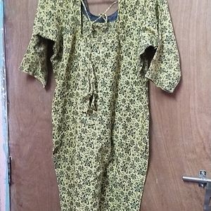 Cotton Kurta In Good Condition