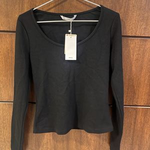 Mango Black Keyhole Neck Sustainable Top