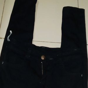 Black Skinny Jeans 👖