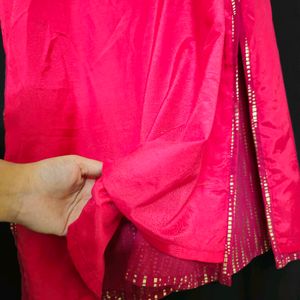 Dark pink kurta in georgette.