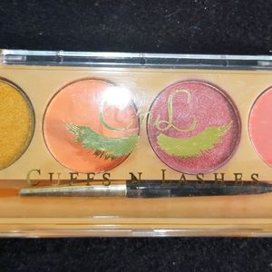 Cuffs N Lashes Eyeshadow Palette