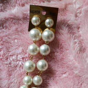 Urbanic Pearl Earrings