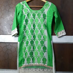 Bright Green Embroidered Kurta With Heavy Lace.