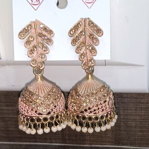 Leaf Jhumka With Stones And Beads