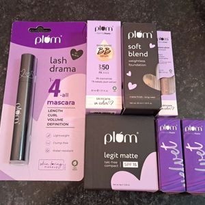 Plum Makeup Hub..anyone In Just 380rs