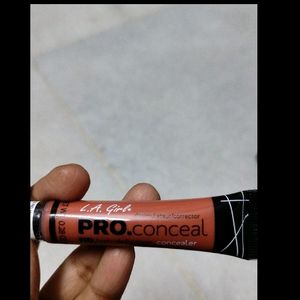 Combo Smashbox Liquid Lipstick & LA Girl Concealer