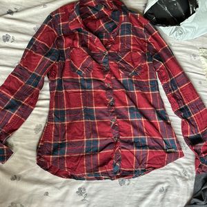 Women’s Red Shirt