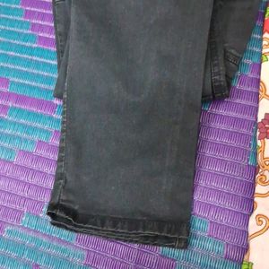 Black Cargo 32 Waist Lightly Used