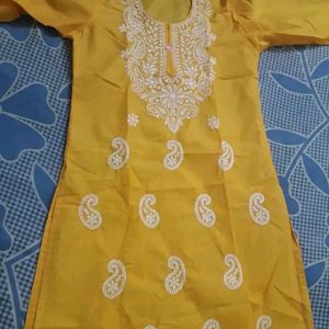 🛍️🌺Combo Of 2 Cotton Embroidery Kurta🛍️🌺