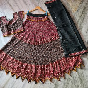 Navratri Chaniya Choli Set