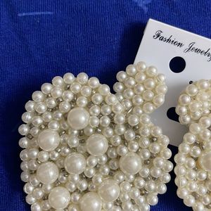 White Pearl Earings