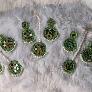 Set Of Earrings And Mangtika