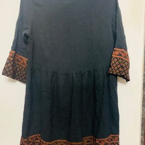 Short Kurti 🖤