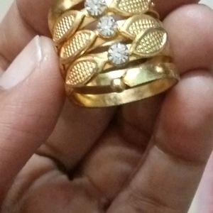 Too Shiny Spiral Finger Golden Ring