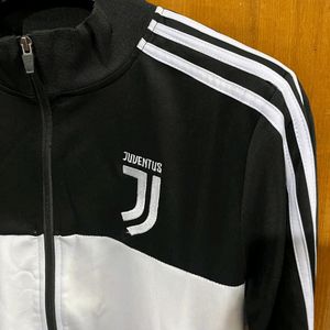 ADIDAS JUVENTUS BLACK AND WHITE TRAINING JACKET