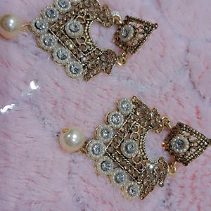 Earrings With Mangtika