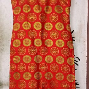 📢SALE 💰🛒 RED KURTI with GOLDEN THREAD WORK