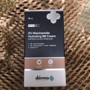 The Derma Co 2% Niacinamide Hydrating BB Cream