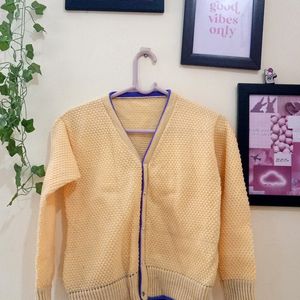 *Price Drop* New Cream Sweater/ Cardigan