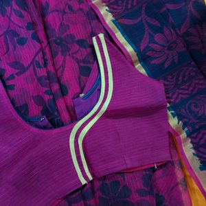 Weightless Floral Design Saree & Designed Blouse