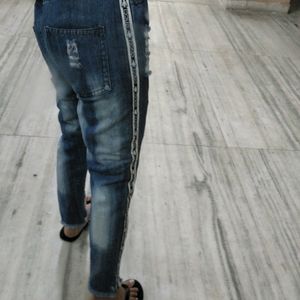 Baggy Fit Denim Jeans, Ripped Stylish