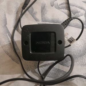 Original Nokia Charger (PatliPin)