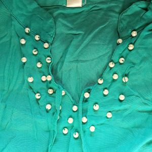 A Worked Sleeves Pearl Top