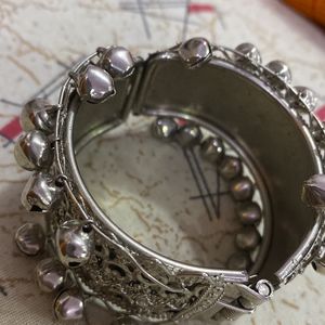 Traditional Bangle./Braclet