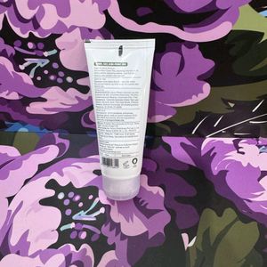 Plum Green Tea Face Wash