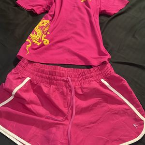 Pink Set Of T-shirt & Shorts