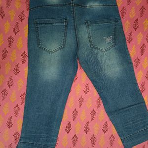 I'm Selling Knee Length Denim Skinny Jeans