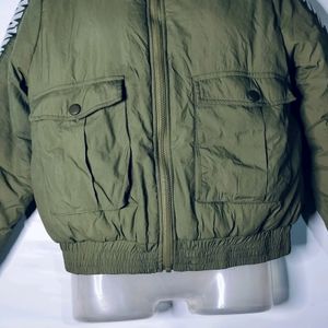 Women Green Mock Collar Padded Jacket 🧥💚