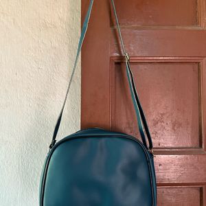 LADIES SLING BAG