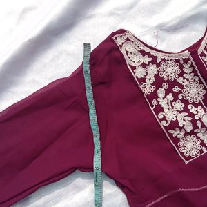 Lucknowi Chikankari Tunic