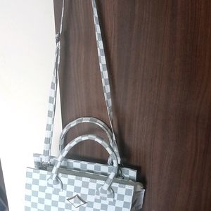 Handbag/Sling bag