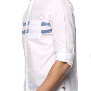 Spykar Men White Solid Slim Fit Casual Shirt