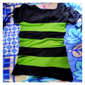 Women's Trendy Vibrant Black&Green T-shirt 💚🖤