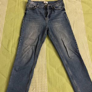 ONLY Blue Jeans (Women) Waist 27in