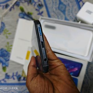 Realme 5 Pro With Bill Box Charger