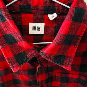 Uniqlo Kids Shirt!