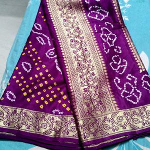 Pure Gajji Nakshi Pallo Bandhni Saree