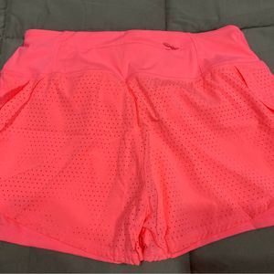 Superdry Training Lightweight DoubleLayer Shorts