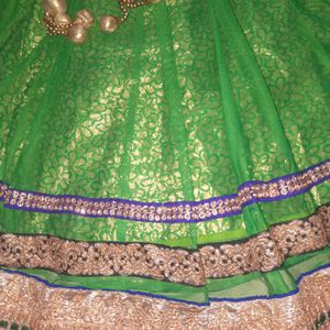 Lehnga Odhni