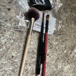 Makeup Brushes