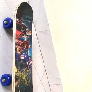 Amazing Avengers Roller Skate